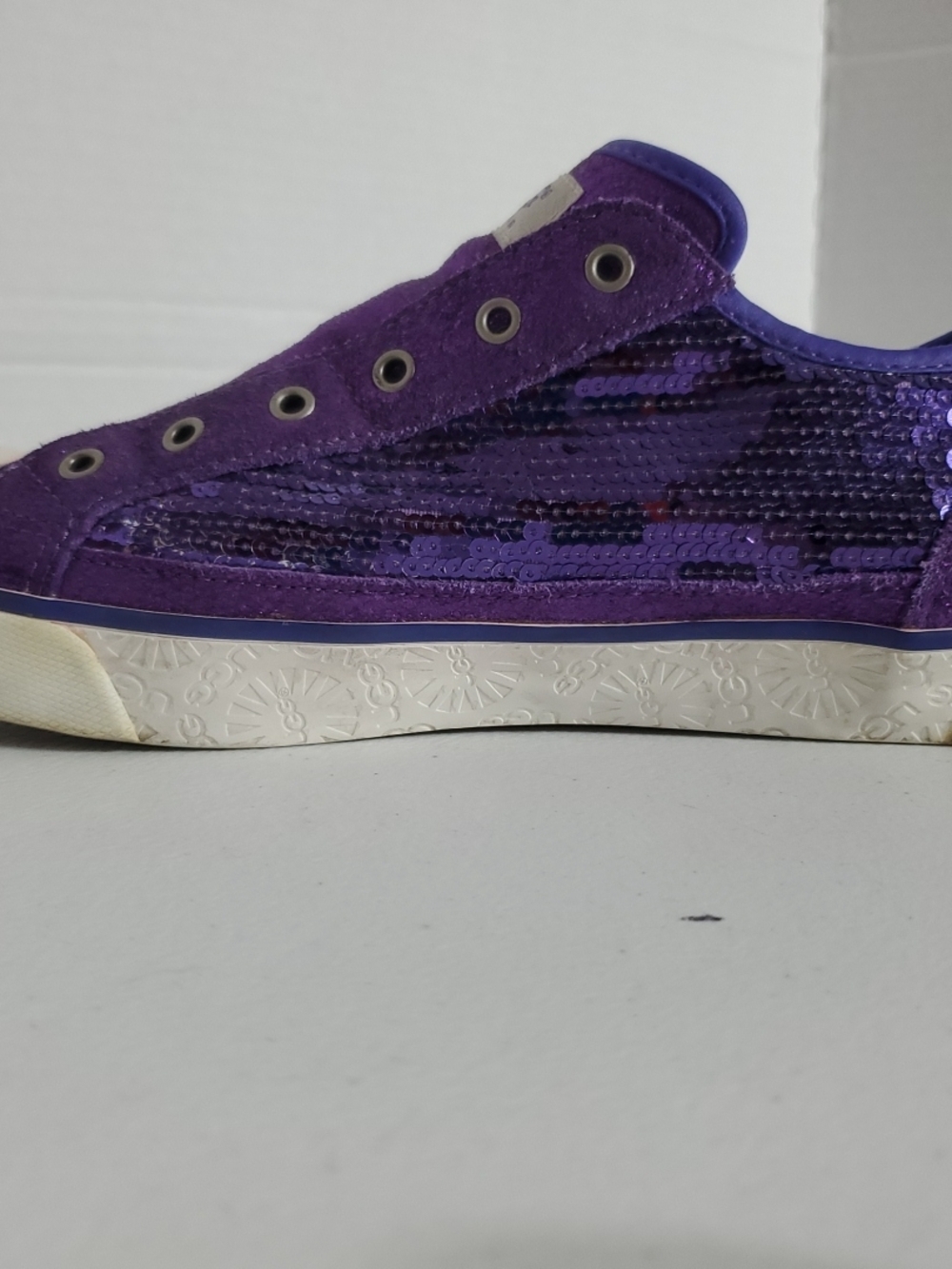 UGG Sz 10 Purple Glitter Slip-On Women’s Sneakers - Picture 4 of 14